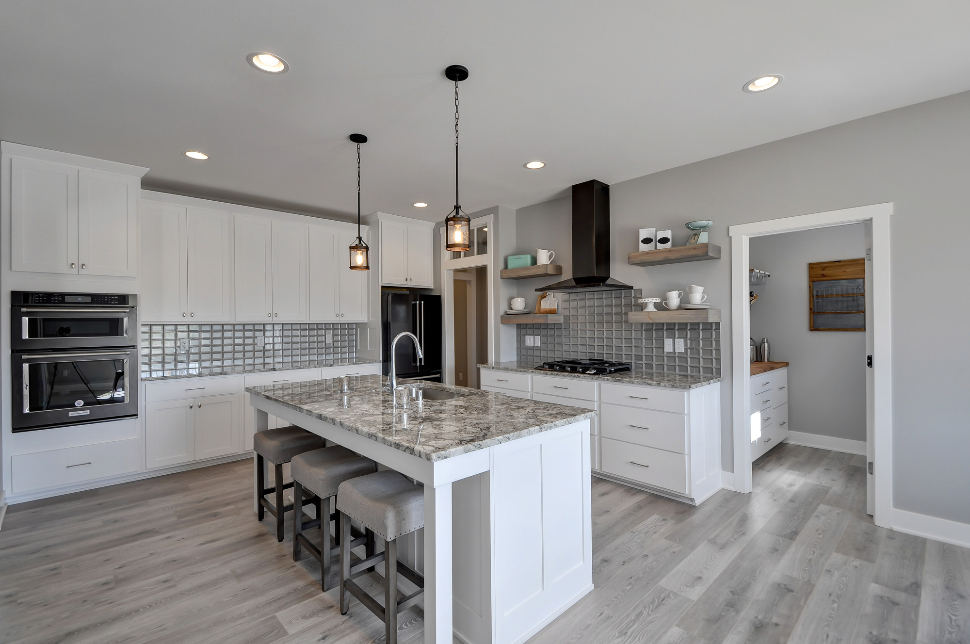 kitchen (1)